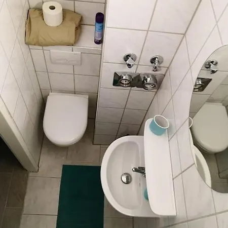 Zentrum, Helle Und Ruhige Moeblierte Dg-Wohnung Zwischen Steintor Und Uni Hannover Exterior foto