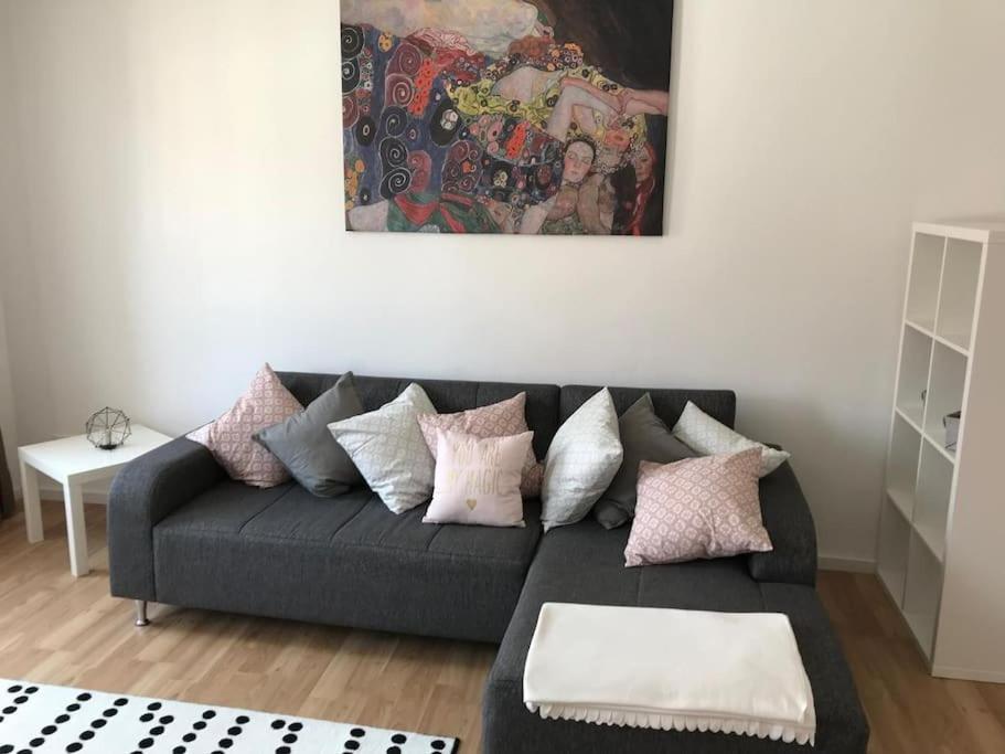 Zentrum, Helle Und Ruhige Moeblierte Dg-wohnung Zwischen Steintor Und Uni *